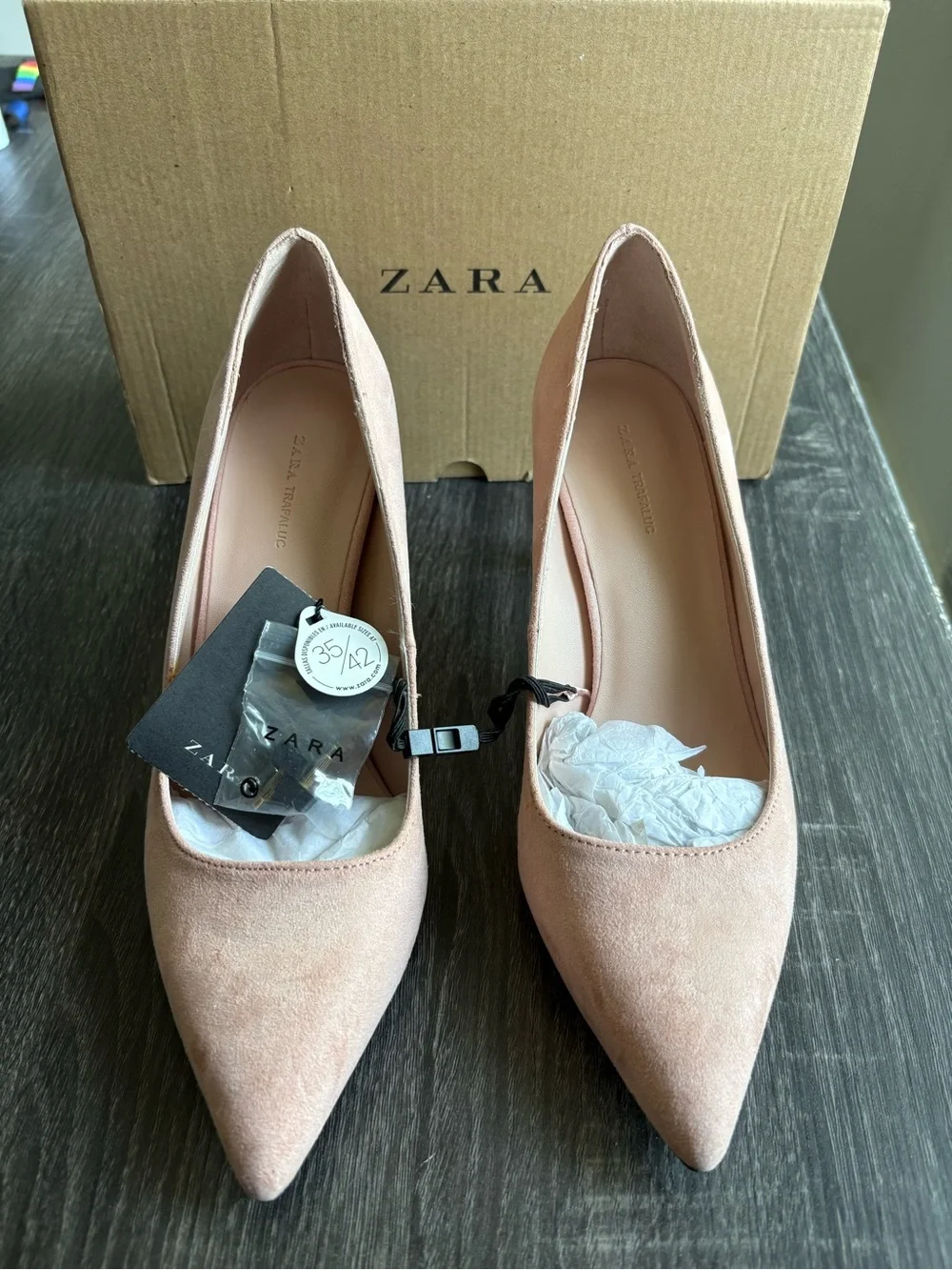 ZARA Blush Pink Suede Pointed-Toe Heels